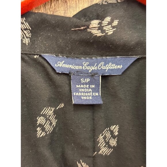American Eagle Outfitters Womens Black Leaf Print Button-Up Blouse S - Picture 3 of 7